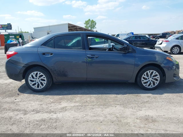 Toyota COROLLA LE 2017 5YFBURHE8HP733951 Image 13