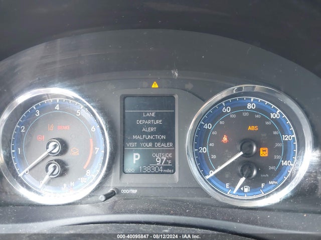 Toyota COROLLA LE 2017 5YFBURHE8HP733951 Image 7