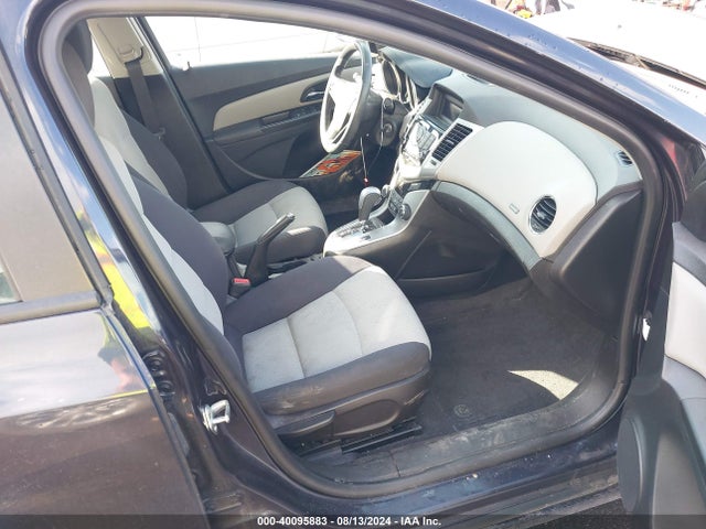 Chevrolet Cruze Ls Auto 2014 1G1PA5SG1E7153903 Image 5
