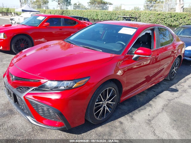 Toyota CAMRY SE 2024 4T1G11AKXRU264152 Image 2