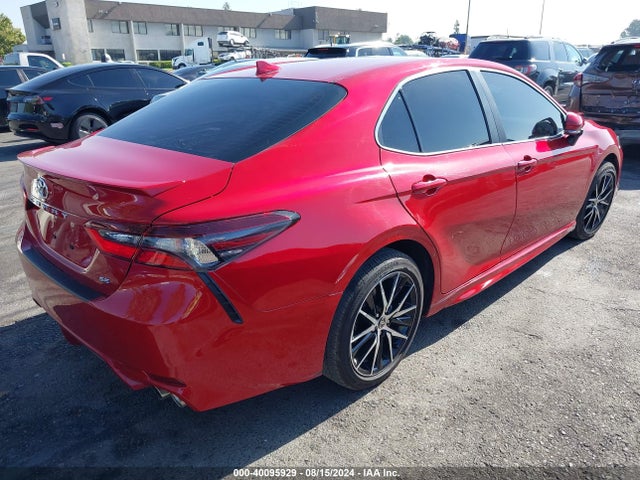 Toyota CAMRY SE 2024 4T1G11AKXRU264152 Image 4