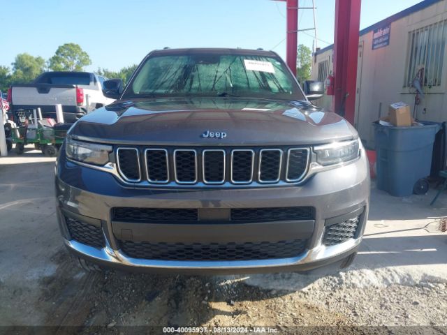 1C4RJJAG5P8836355 Jeep Grand Cherokee L Laredo 4x2