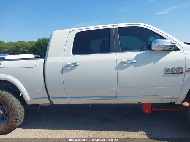 RAM 2500 Limited Mega Cab 4x4 6'4 Box 2017 3C6UR5PL9HG583753 Image 12
