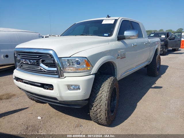 RAM 2500 Limited Mega Cab 4x4 6'4 Box 2017 3C6UR5PL9HG583753 Image 2