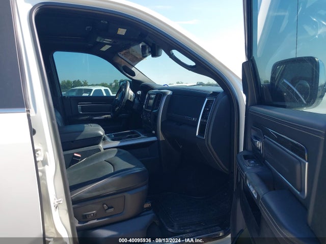 RAM 2500 Limited Mega Cab 4x4 6'4 Box 2017 3C6UR5PL9HG583753 Image 5