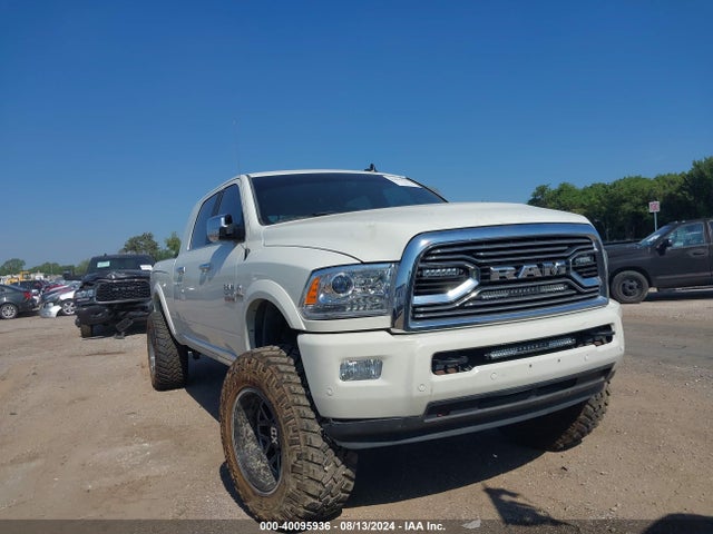 RAM 2500 Limited Mega Cab 4x4 6'4 Box 2017 3C6UR5PL9HG583753 Image 6