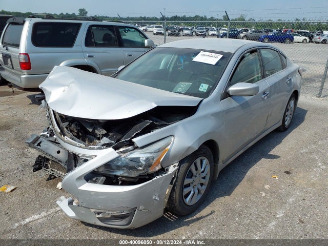 Nissan Altima 2.5 S 2015 1N4AL3AP1FN338324 Image 2