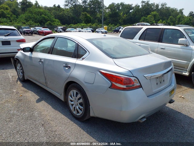 Nissan Altima 2.5 S 2015 1N4AL3AP1FN338324 Image 3