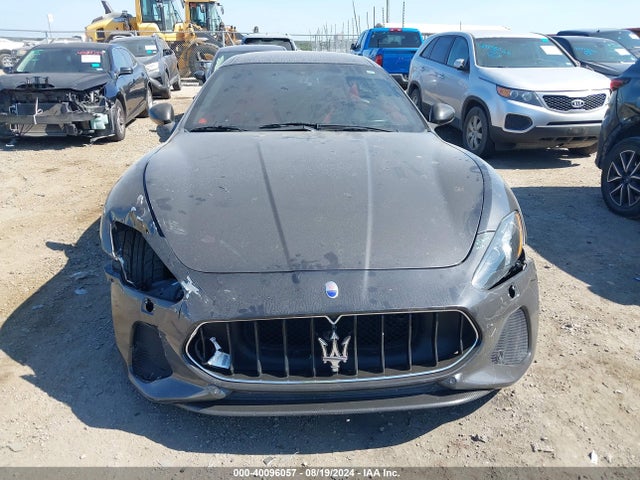 ZAM45VLA1J0269450 Maserati Granturismo Mc/sport