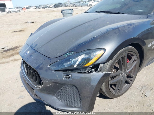 ZAM45VLA1J0269450 Maserati Granturismo Mc/sport