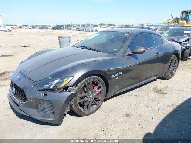 ZAM45VLA1J0269450 Maserati Granturismo Mc/sport