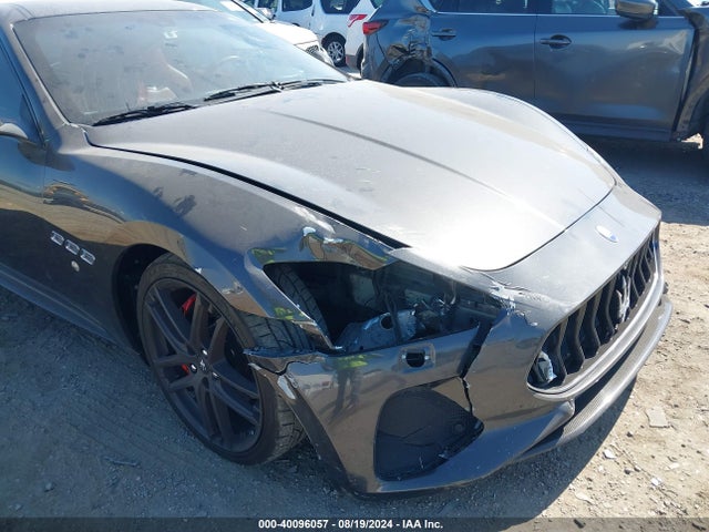 ZAM45VLA1J0269450 Maserati Granturismo Mc/sport