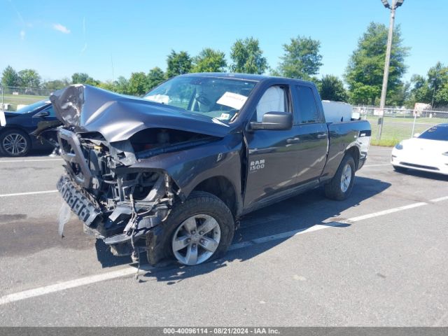 1C6RR7FG4KS622108 RAM 1500 Classic Express Quad Cab 4x4 6'4 Box