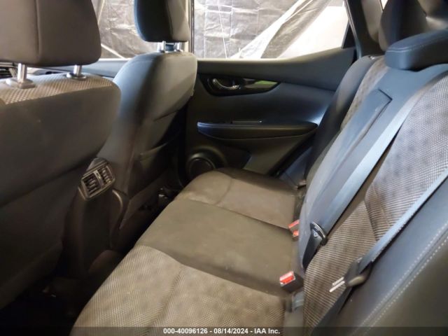 JN1BJ1CR8KW334074 Nissan Rogue Sport Sv