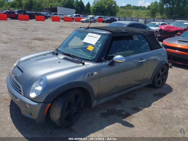 2006 MINI COOPER S WMWRH33556TK57555 Photo 1
