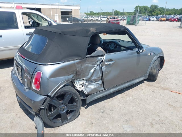 2006 MINI COOPER S WMWRH33556TK57555 Photo 3