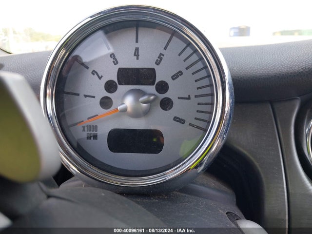 2006 MINI COOPER S WMWRH33556TK57555 Photo 6