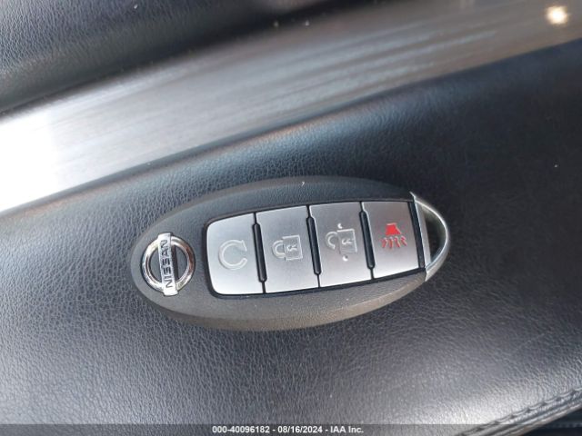 5N1AZ2MG9JN111613 Nissan MURANO SV