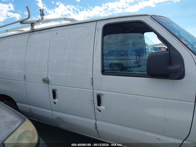 Ford E-250 Commercial 2014 1FTNS2EW0EDA07765 Image 13