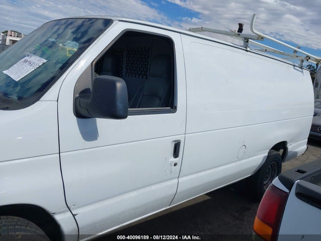 Ford E-250 Commercial 2014 1FTNS2EW0EDA07765 Image 14