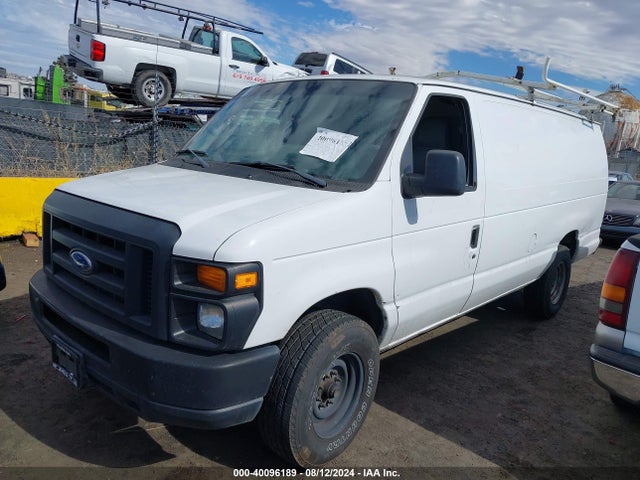 Ford E-250 Commercial 2014 1FTNS2EW0EDA07765 Image 2