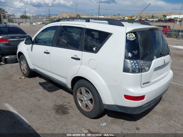 2007 MITSUBISHI OUTLANDER JA4MS31XX7U012405 Photo 2