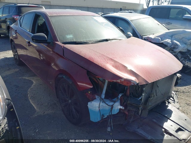 2019 1N4BL4CV8KN317888 main image