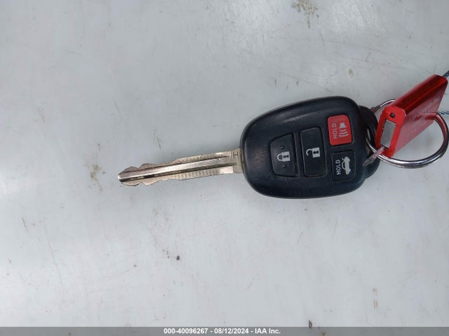 Toyota COROLLA SE 2017 5YFBURHE6HP630611 Image 11