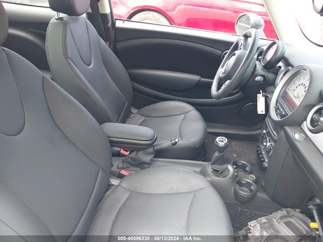 2013 MINI HARDTOP WMWSU3C59DT373030 Photo 4