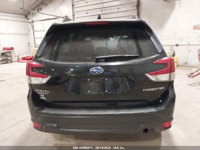 JF2SKAJC1MH452887 Subaru Forester Premium