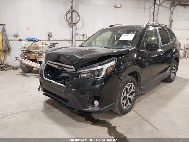 JF2SKAJC1MH452887 Subaru Forester Premium