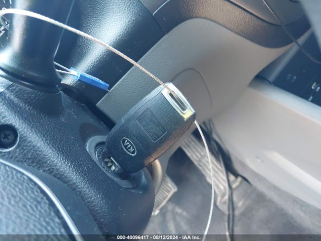 3KPFK4A79HE020631 KIA FORTE LX