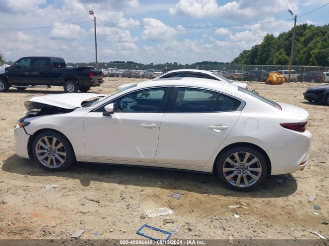 JM1BPBCLXM1339841 Mazda Mazda3 Preferred