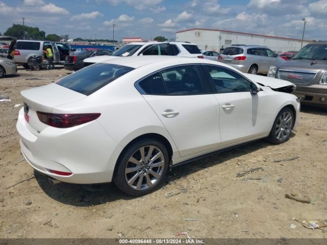 JM1BPBCLXM1339841 Mazda Mazda3 Preferred