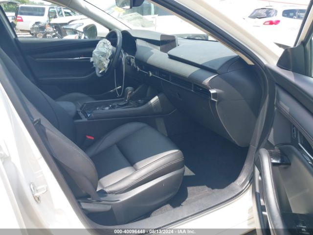 JM1BPBCLXM1339841 Mazda Mazda3 Preferred