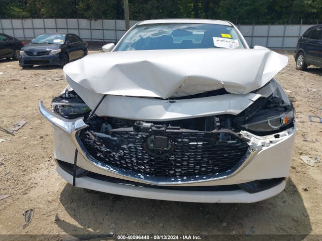 JM1BPBCLXM1339841 Mazda Mazda3 Preferred