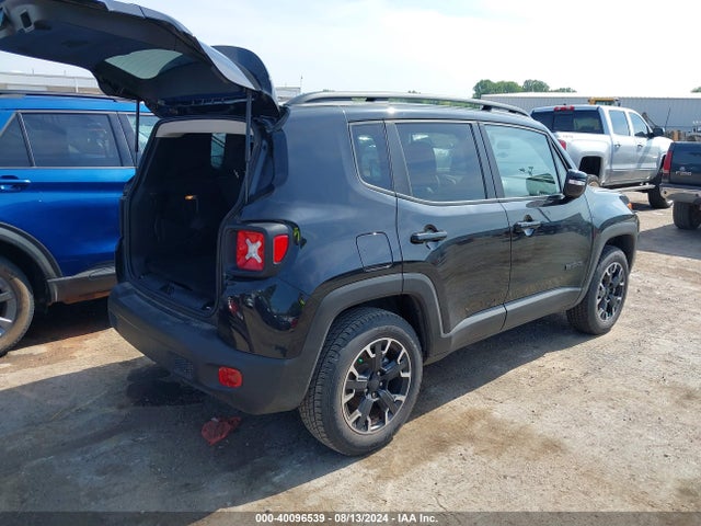 ZACNJDB15PPP37597 Jeep Renegade Upland 4x4
