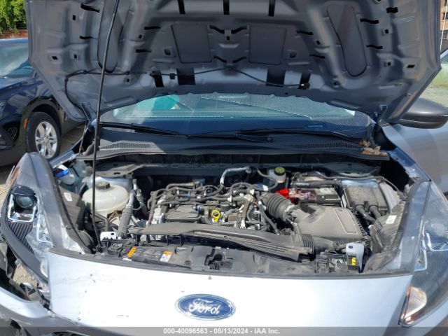 1FMCU9G67NUB92383 Ford ESCAPE SE