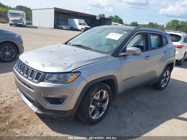 3C4NJDCB5KT638452 Jeep Compass Limited 4x4