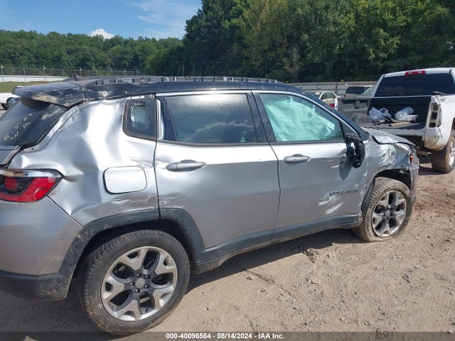 3C4NJDCB5KT638452 Jeep Compass Limited 4x4