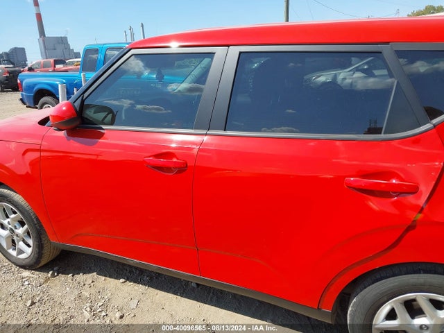 KIA SOUL LX 2022 KNDJ23AUXN7159981 Image 14