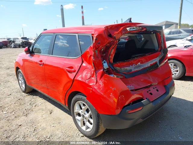 KIA SOUL LX 2022 KNDJ23AUXN7159981 Image 3