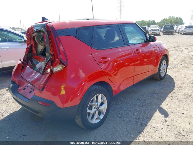 KIA SOUL LX 2022 KNDJ23AUXN7159981 Image 4
