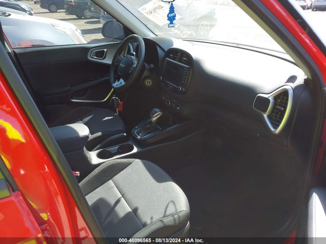 KIA SOUL LX 2022 KNDJ23AUXN7159981 Image 5