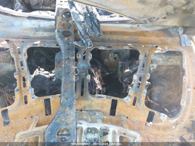 KM8J3CA49HU438479 Hyundai TUCSON SE