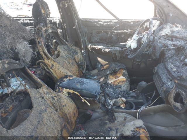 KM8J3CA49HU438479 Hyundai TUCSON SE
