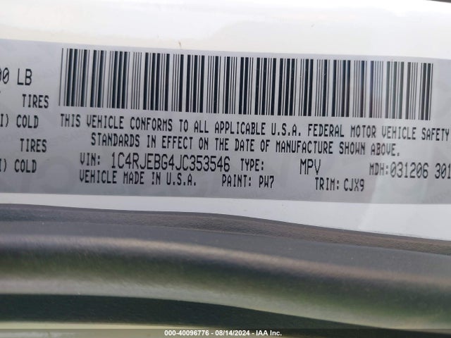 1C4RJEBG4JC353546 Jeep Grand Cherokee Limited 4x2