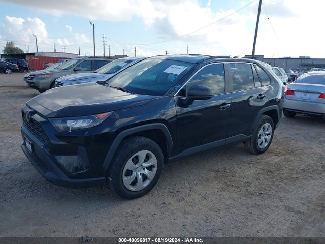 Toyota RAV4 LE 2020 2T3H1RFV8LW085175 Image 2