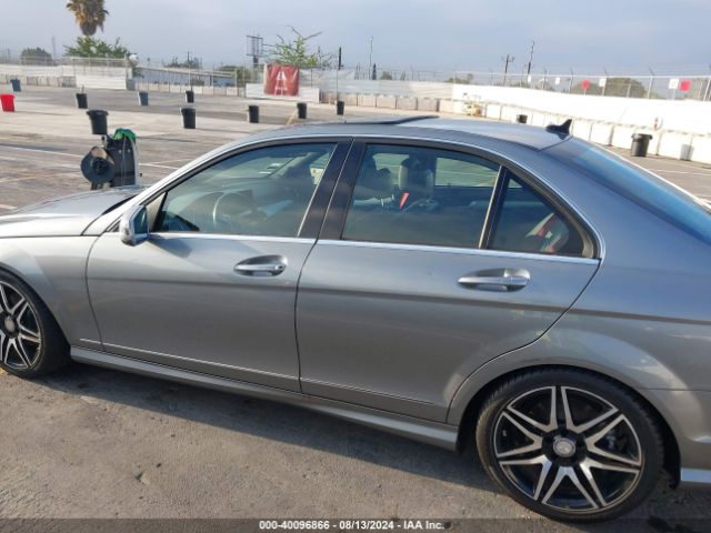 WDDGF4HBXEG254247 Mercedes-Benz C 250 Luxury/sport