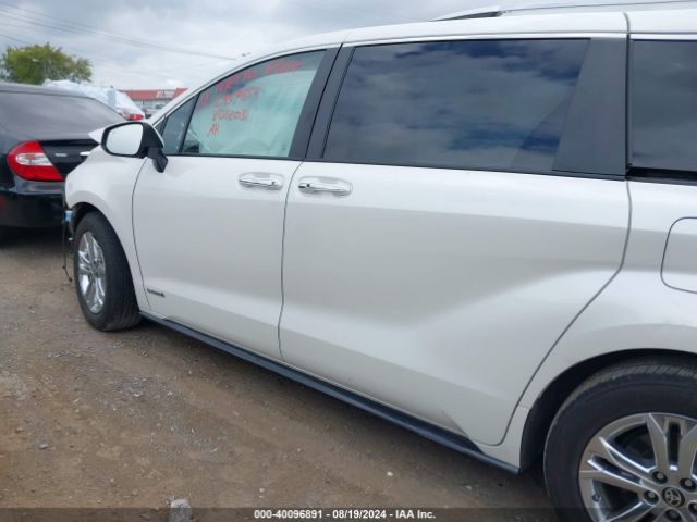 5TDESKFC3MS012031 Toyota Sienna Platinum